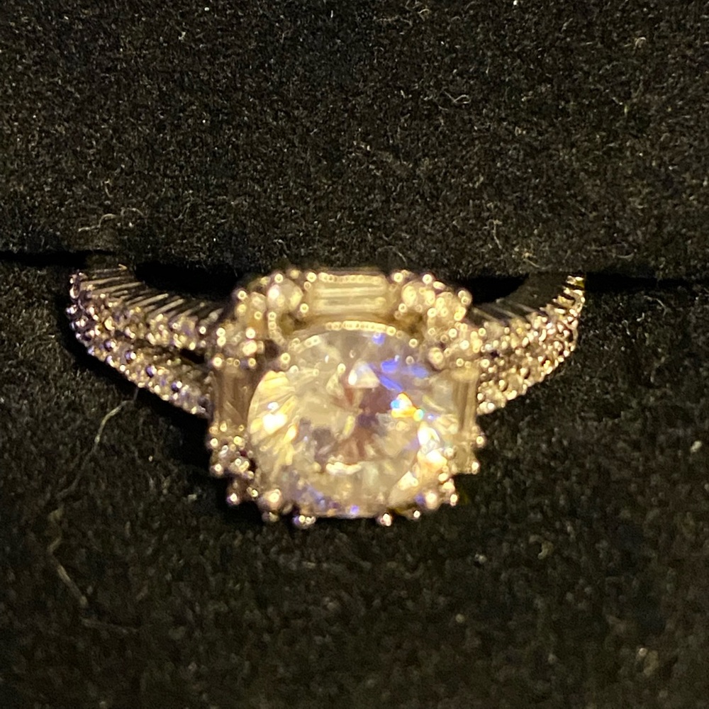 Silver cz ring
